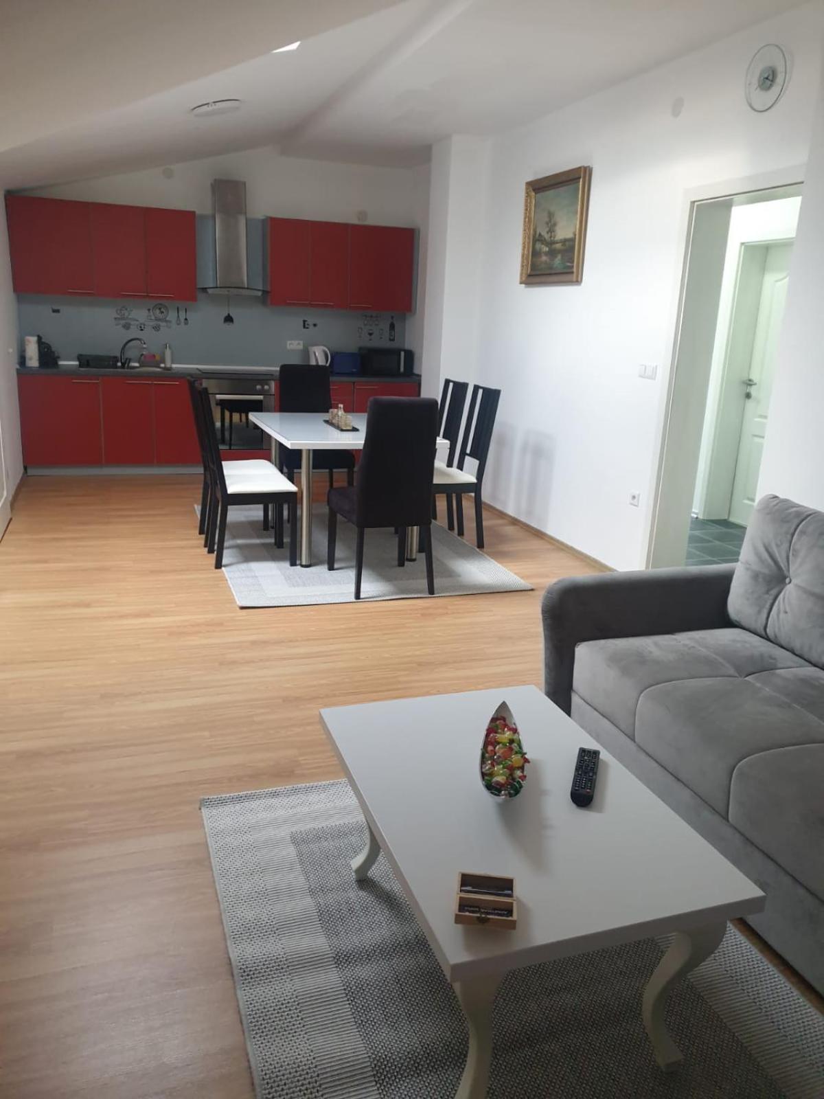 Apartman Sofia Zupanja Bagian luar foto