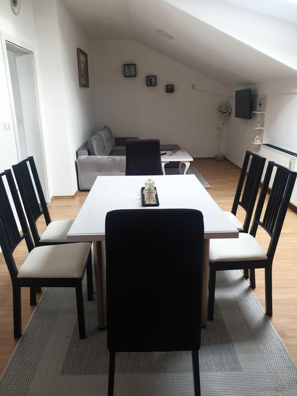 Apartman Sofia Zupanja Bagian luar foto